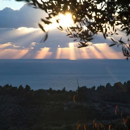 بيت للعطل Quiet Country House With Amazing View